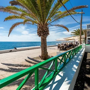 Holiday home Casajardin 